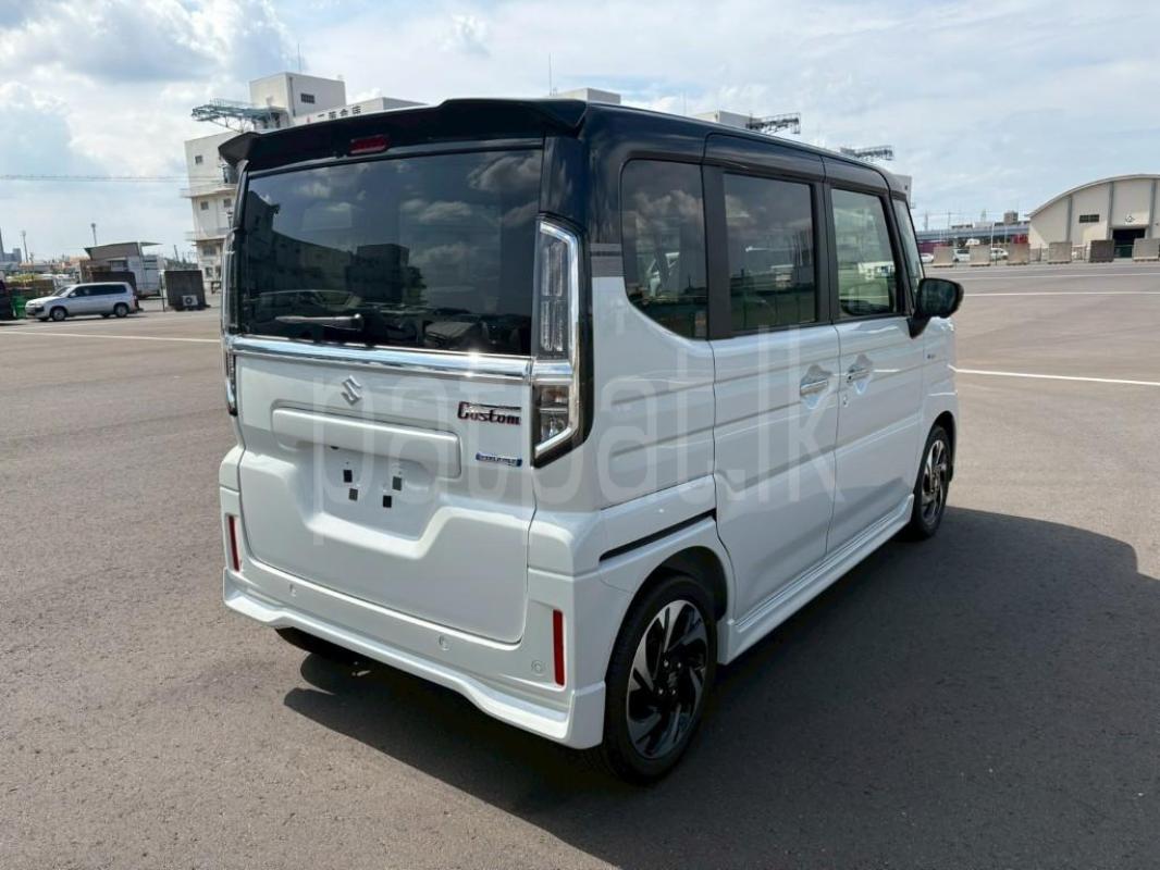 Advertisement image 3