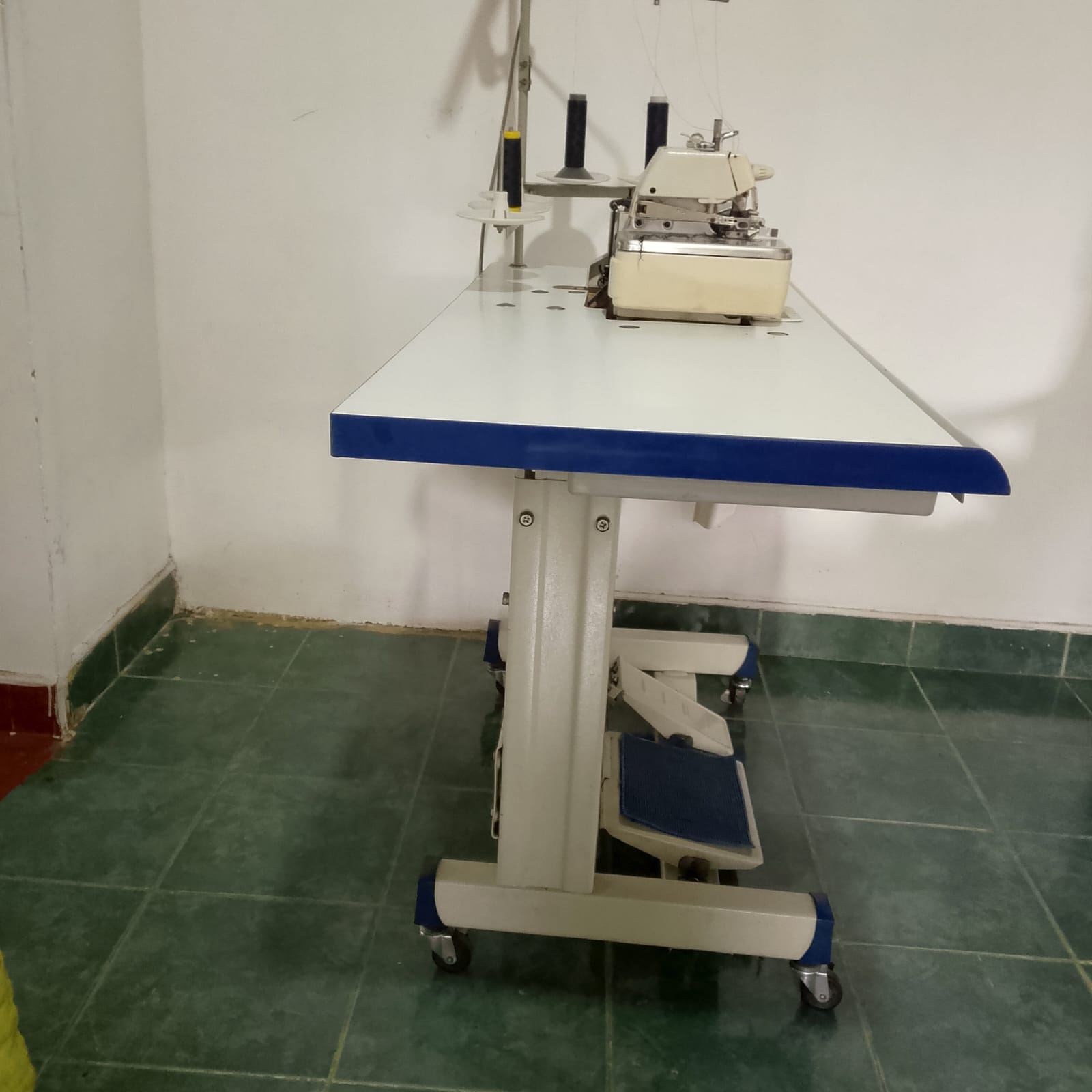 Siruba 757 - (5thread) Power Saving OverLock Machine - “Home Used”