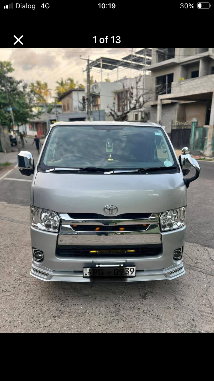 Toyota Hiace 2011 - பயன்படுத்தப்பட்டது வேன் sale in Sri Lanka - patpat.lk