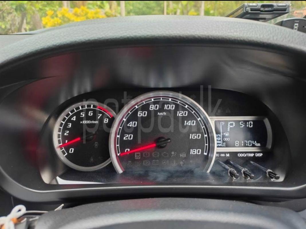 Advertisement image 6