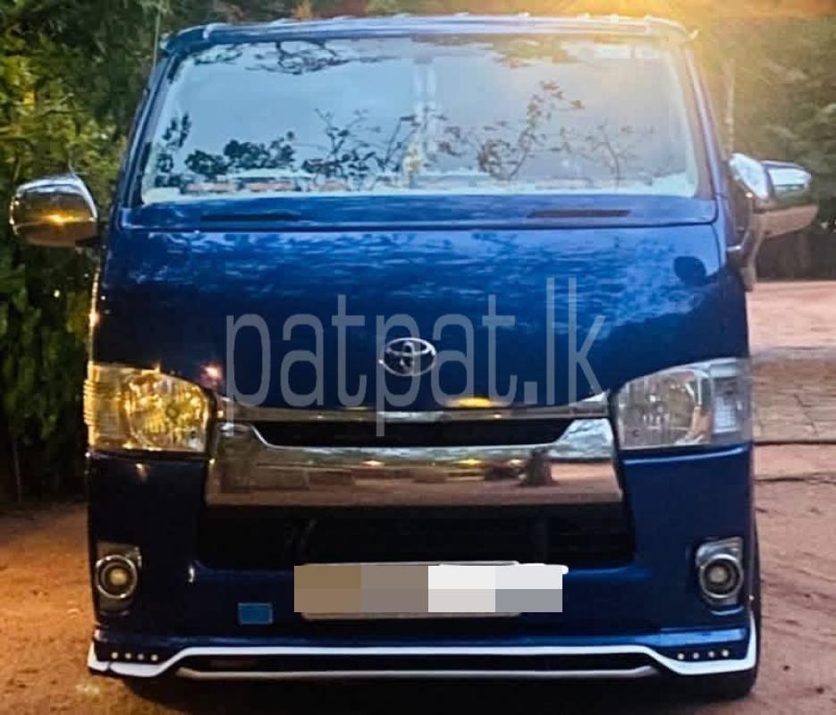 Toyota Hiace 2007 - பயன்படுத்தப்பட்டது வேன் sale in Sri Lanka - patpat.lk