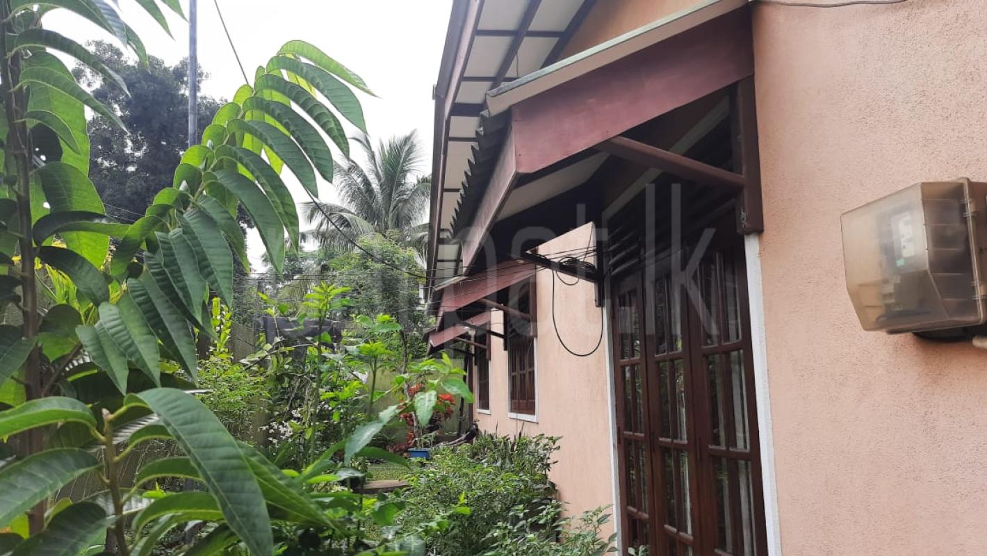 House for Sale in Kottawa ads-image-1