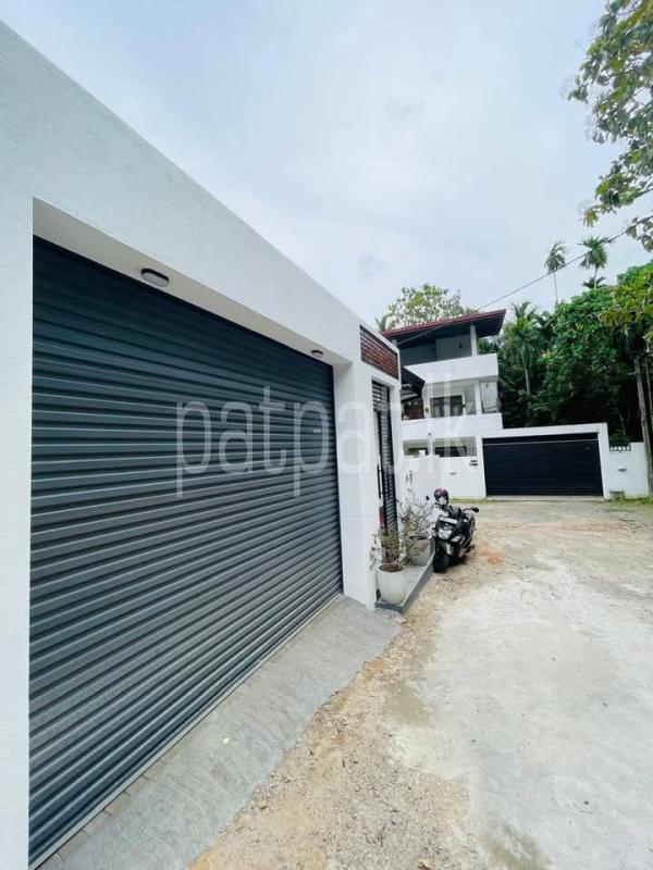 Advertisement image 4