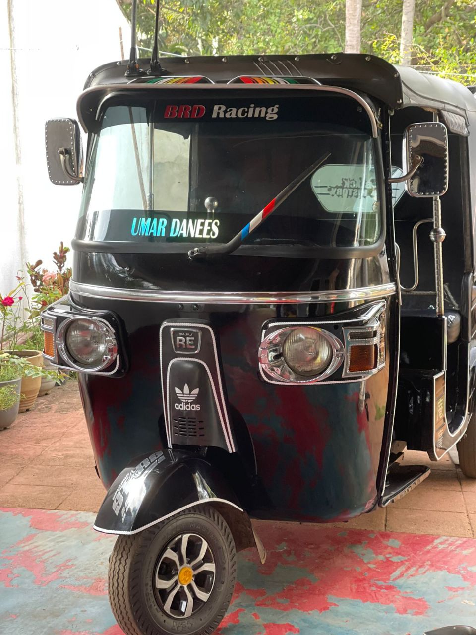 Bajaj Three Wheel 2012