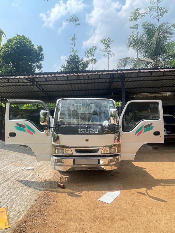 Advertisement image 4