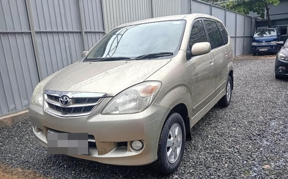 Toyota Avanza 2007 - பயன்படுத்தப்பட்டது வேன் sale in Sri Lanka - patpat.lk