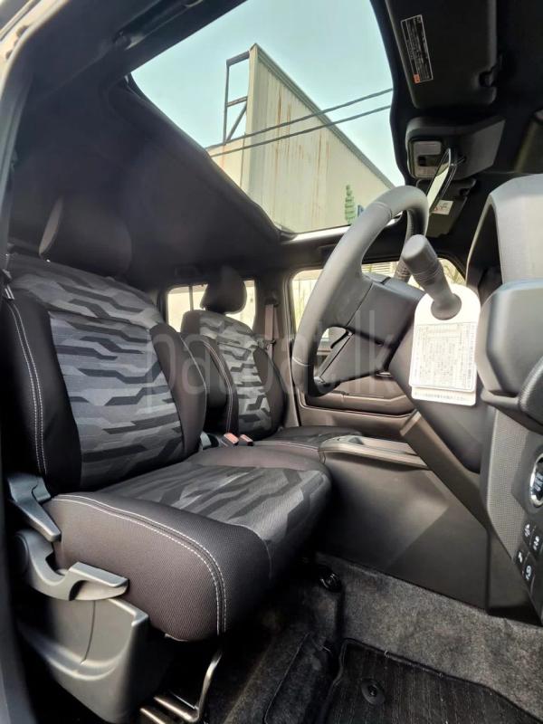 Advertisement image 6