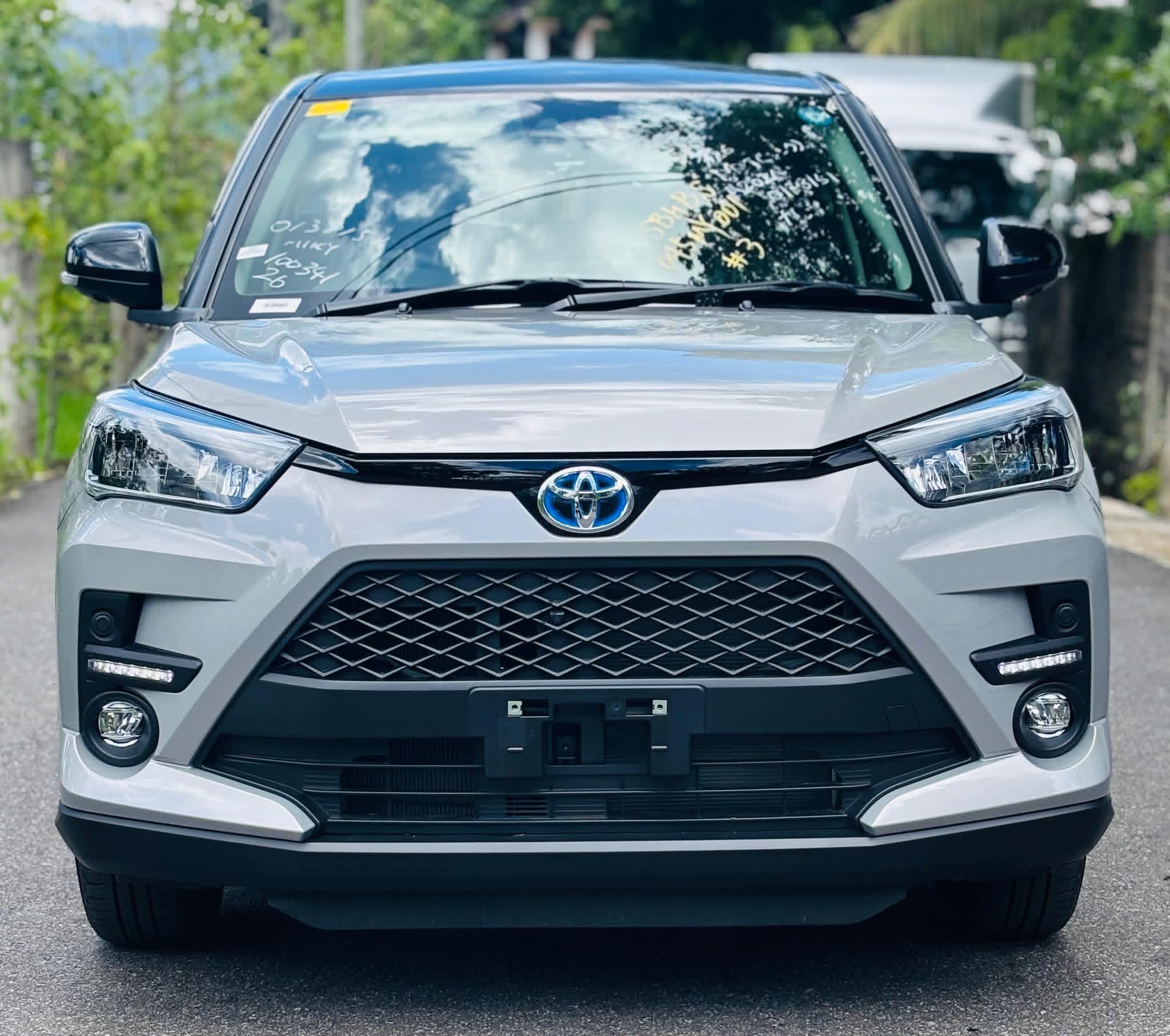 Toyota Raize 2025 - சான்றளிக்கப்பட்டது SUV sale in Sri Lanka - patpat.lk