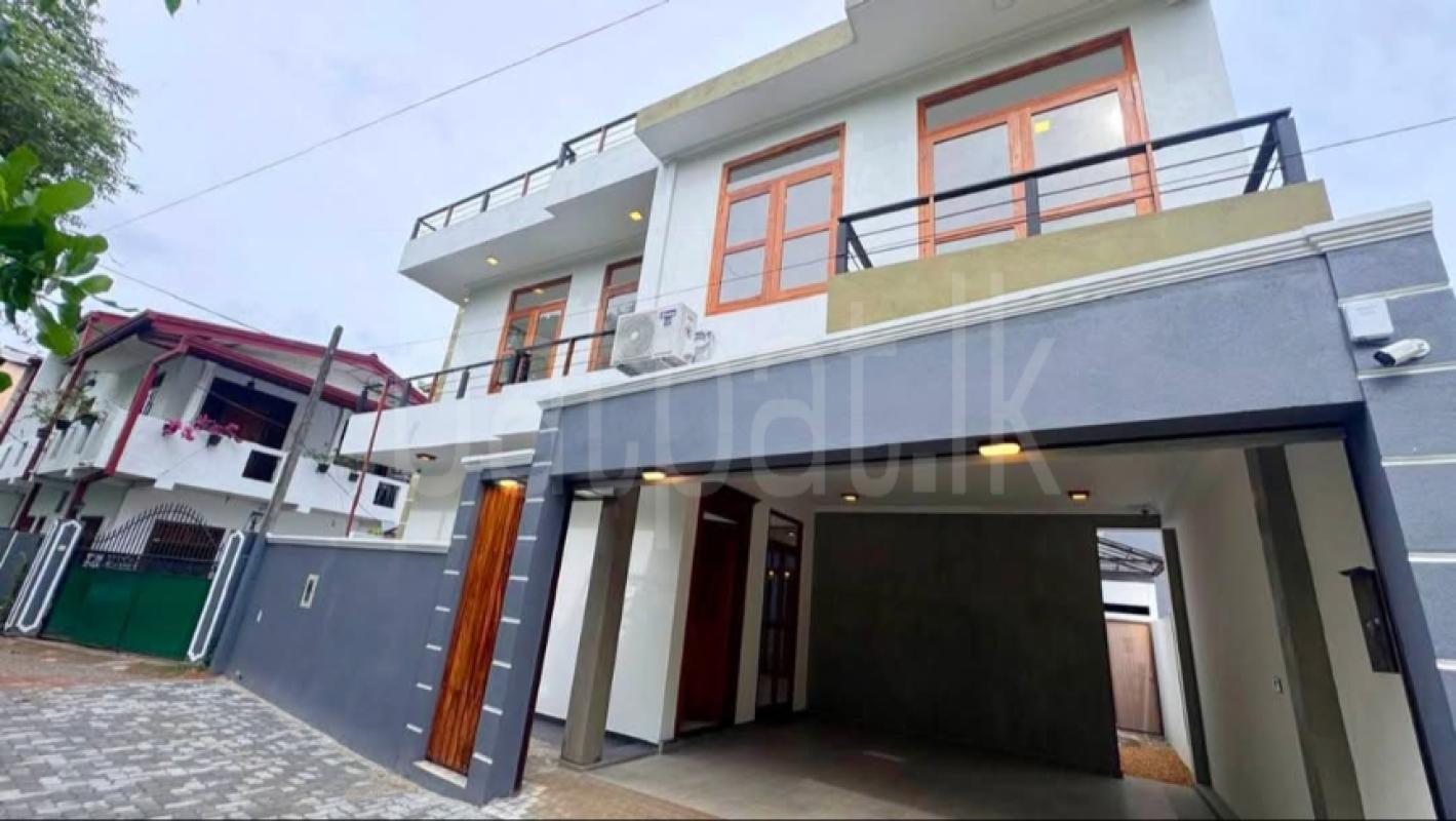 House for Sale in Malabe ads-image-1