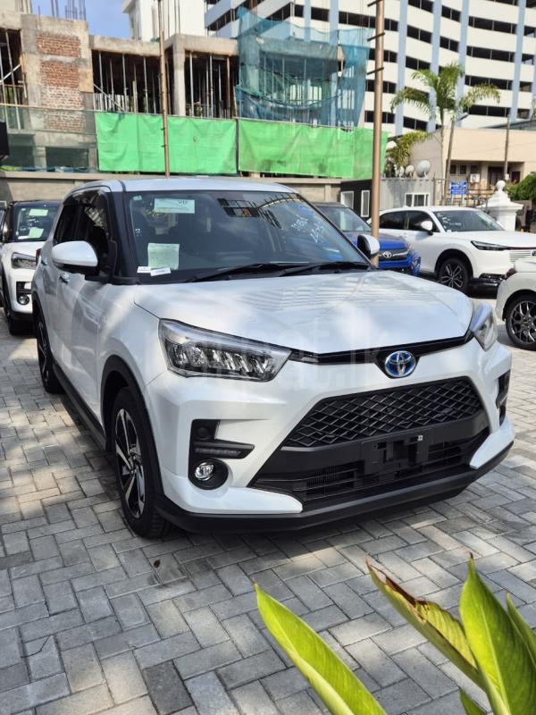 Toyota Raize 2028 - சான்றளிக்கப்பட்டது SUV sale in Sri Lanka - patpat.lk