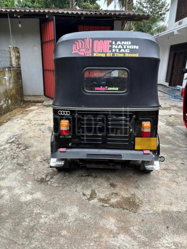 Bajaj Three Wheel 2013 - Used Three wheeler sale in Sri Lanka - patpat.lk