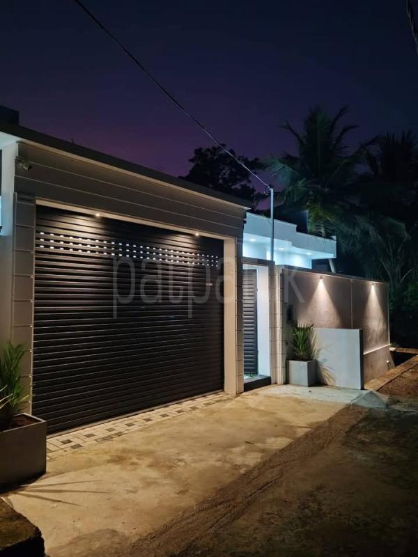House for Sale in Athurugiriya ads-image-1