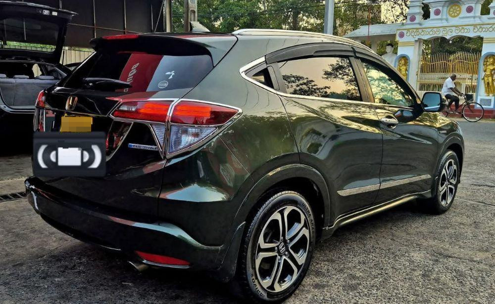 Honda Vezel 2014 - பயன்படுத்தப்பட்டது SUV sale in Sri Lanka - patpat.lk