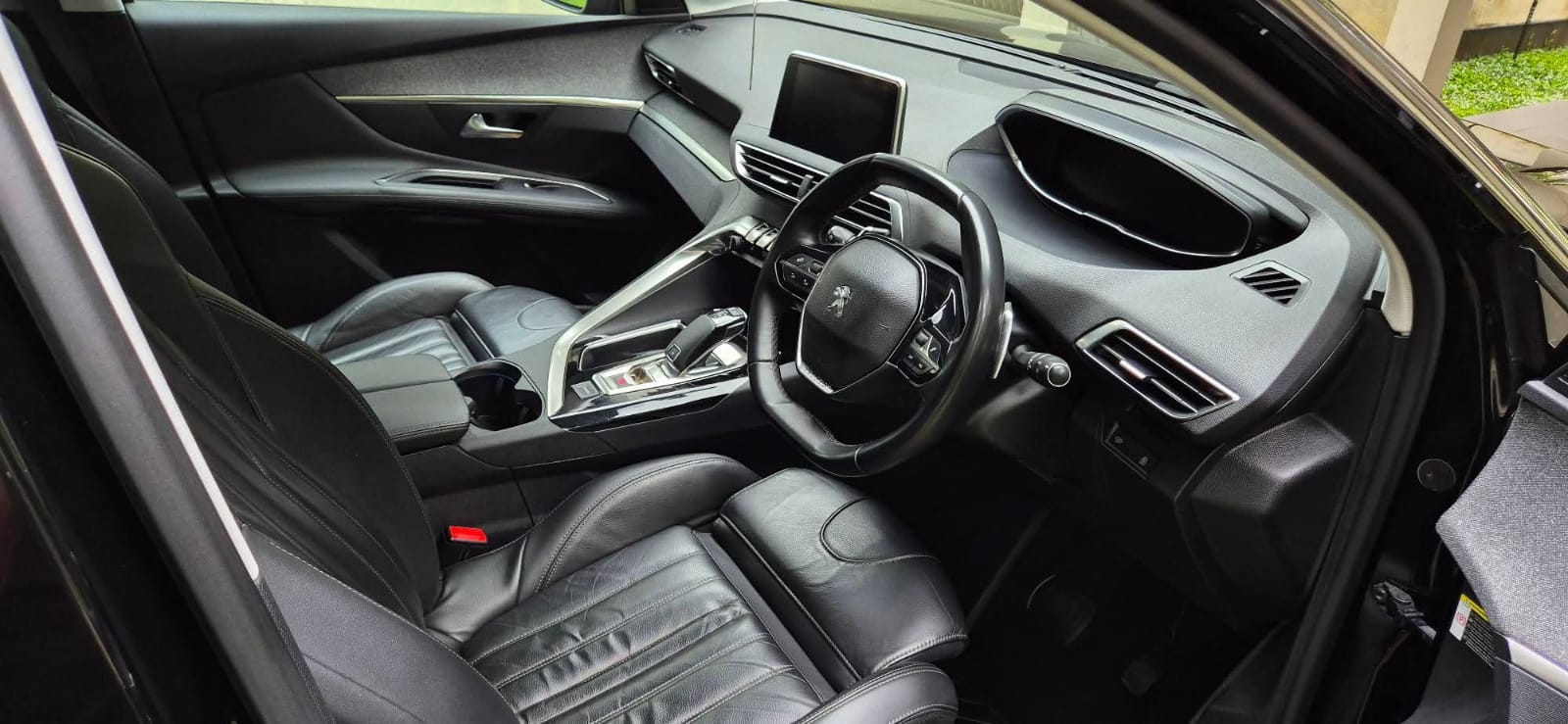 Peugeot 3008 2019 - Used SUV sale in Sri Lanka - patpat.lk