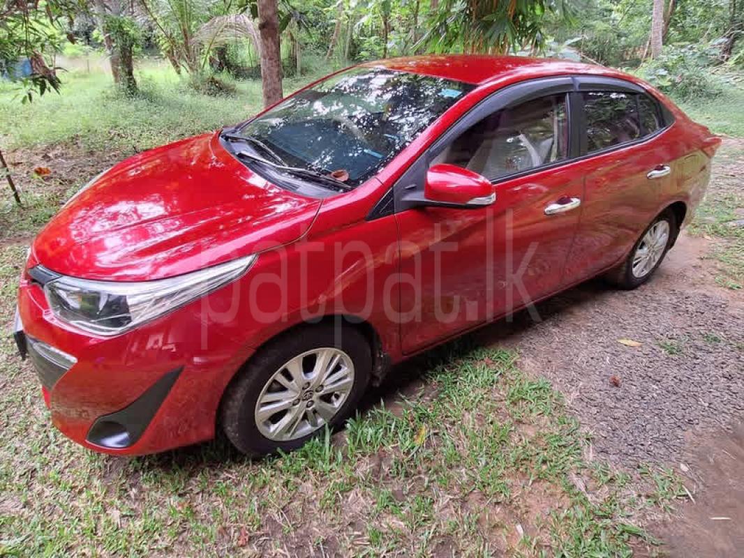 Toyota Yaris Ativ 2018 - பயன்படுத்தப்பட்டது கார் sale in Sri Lanka - patpat.lk