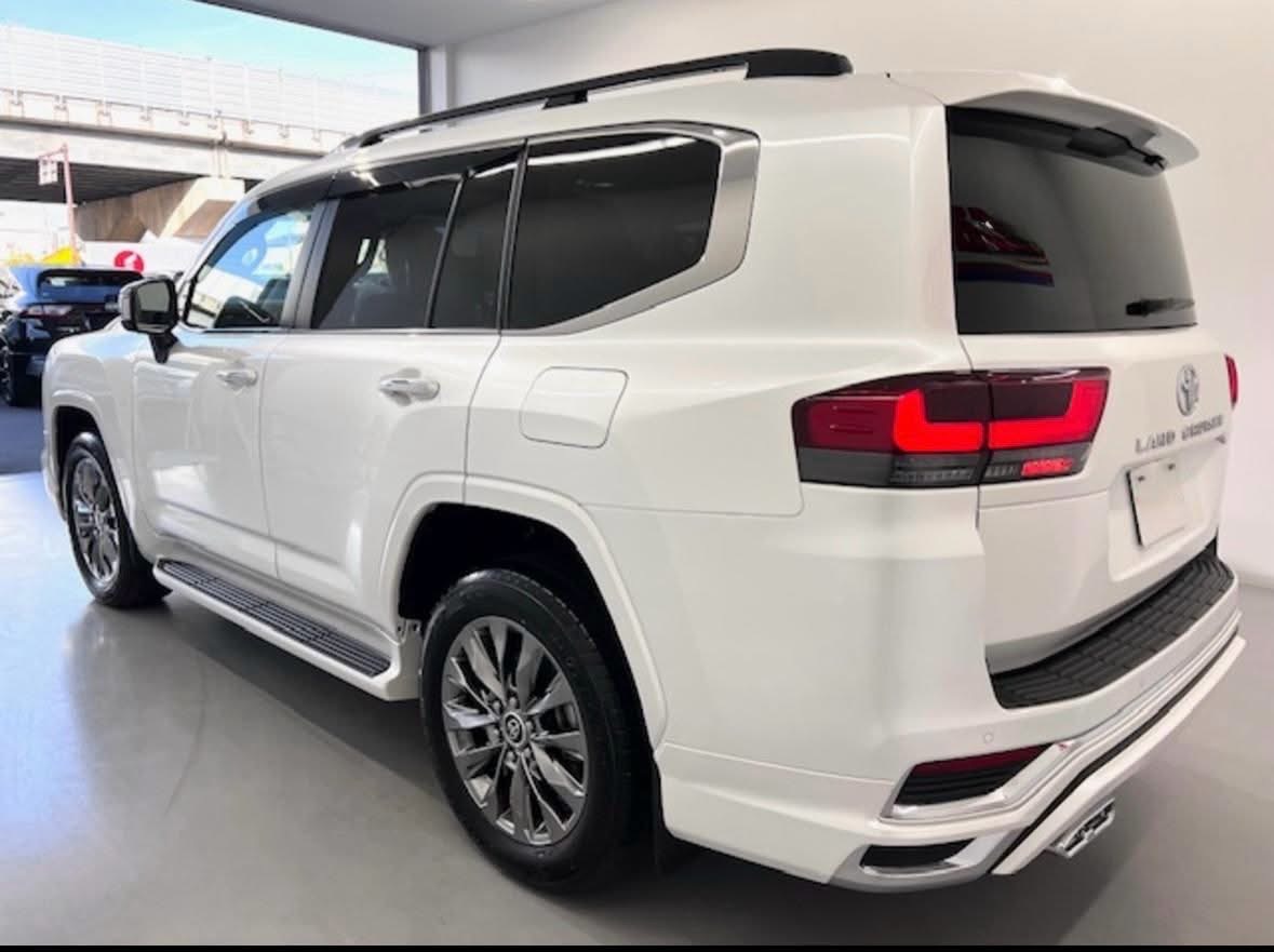 Toyota Land Cruiser 2024 - Brand New SUV sale in Sri Lanka - patpat.lk