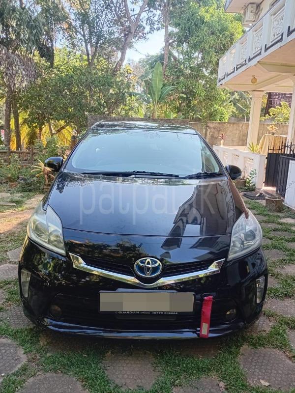 Toyota Prius 2013 - பயன்படுத்தப்பட்டது கார் sale in Sri Lanka - patpat.lk