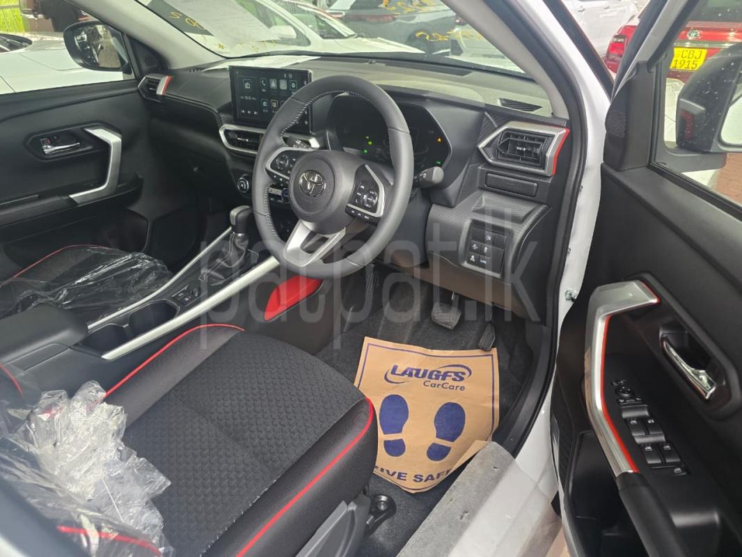 Toyota Raize 2025 - சான்றளிக்கப்பட்டது SUV sale in Sri Lanka - patpat.lk