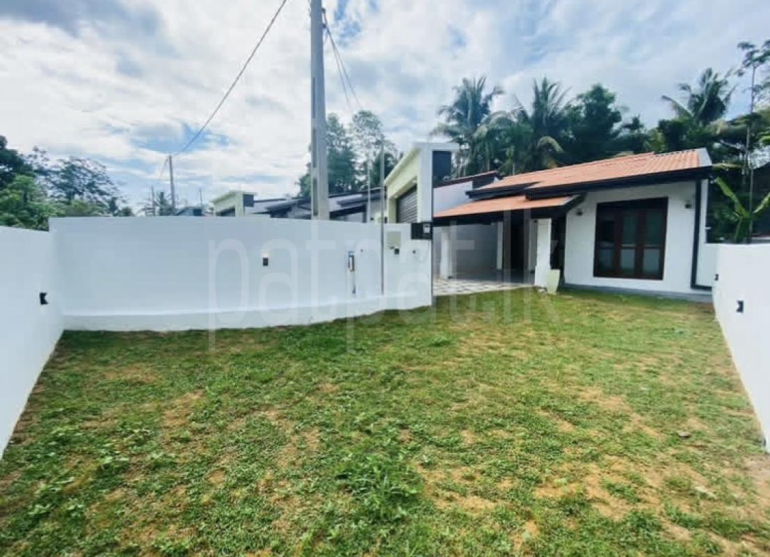 House for Sale in Meegoda