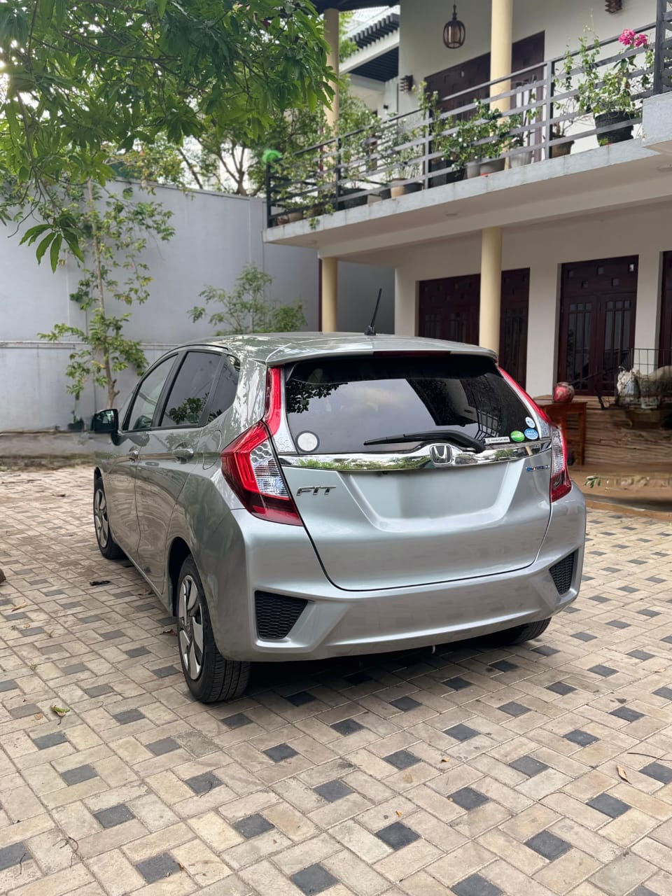 Honda Fit 2014 - භාවිතා කරන ලද කාර් sale in Sri Lanka - patpat.lk