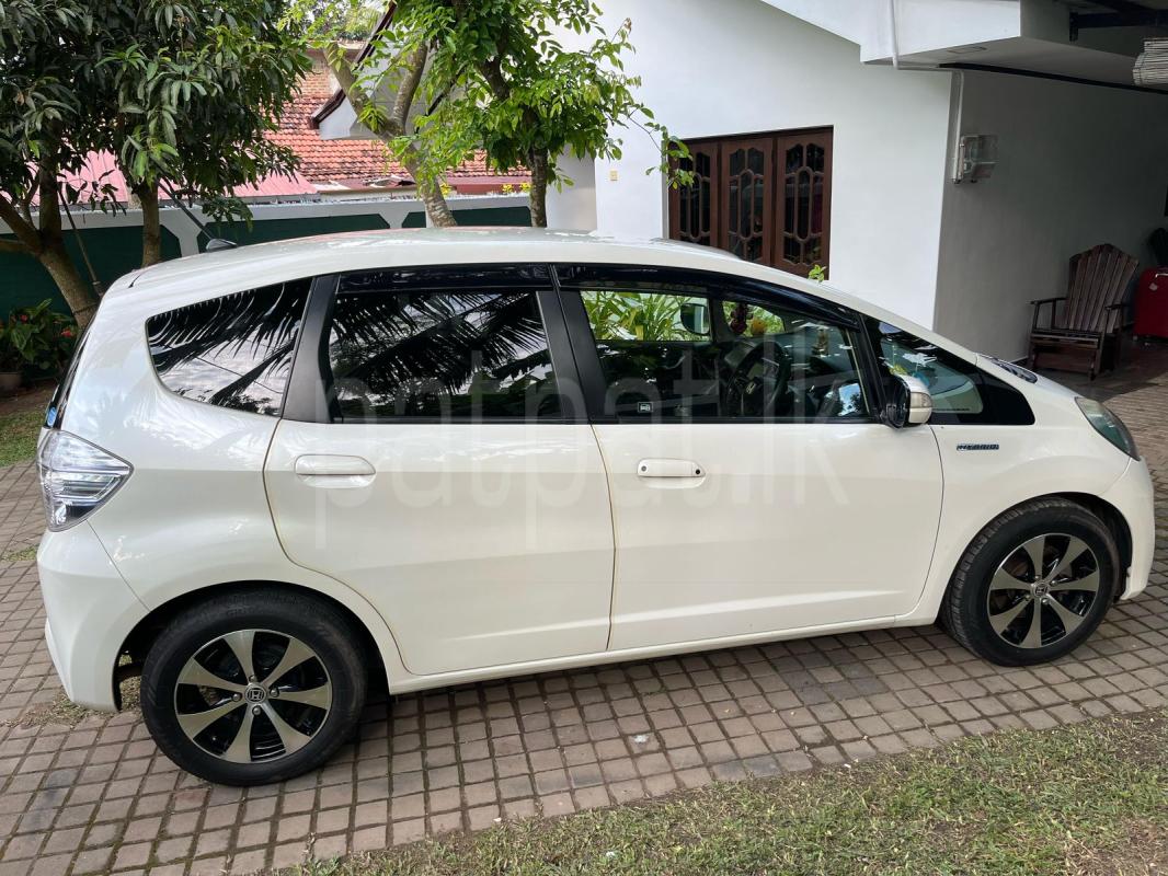 Advertisement image 6