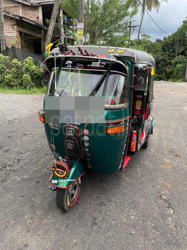 Bajaj 2 stroke 2005 - பயன்படுத்தப்பட்டது முச்சக்கர வண்டி sale in Sri Lanka - patpat.lk