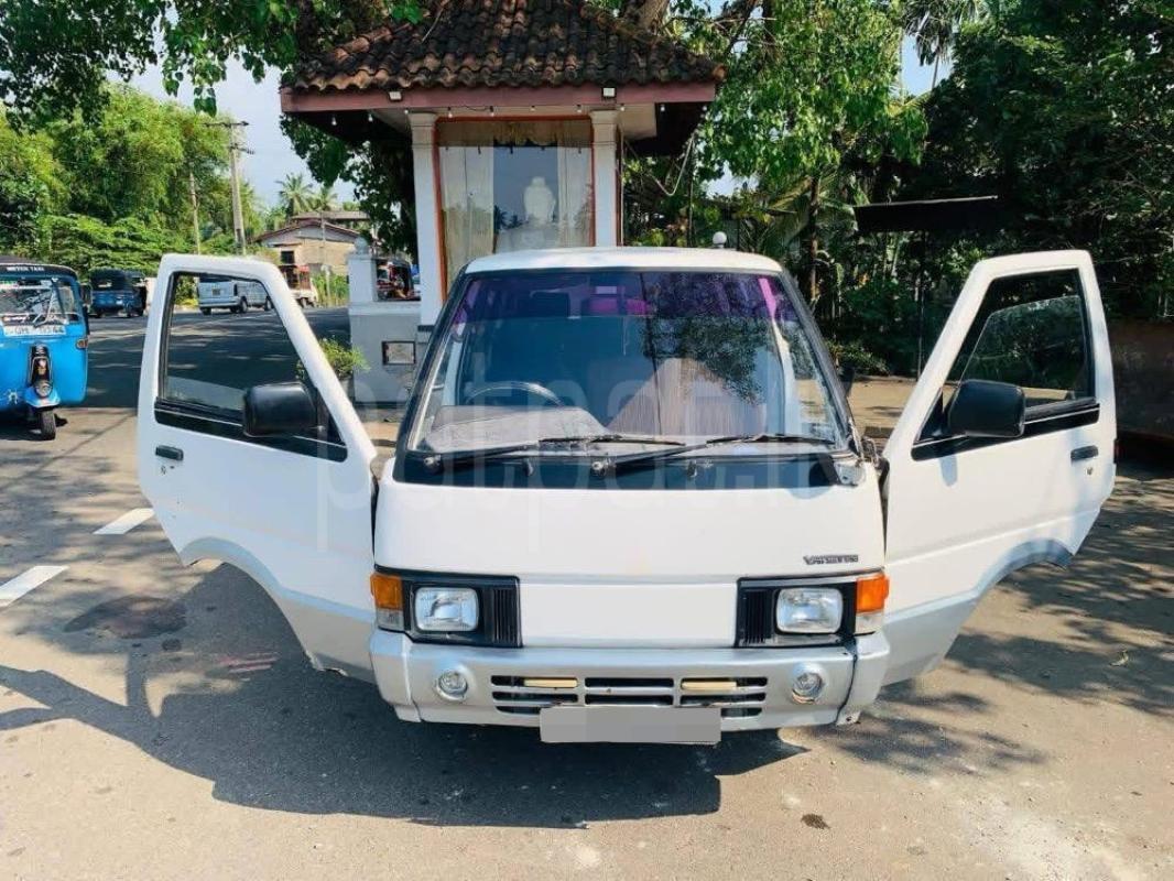 Nissan Vanette 1986 - பயன்படுத்தப்பட்டது வேன் sale in Sri Lanka - patpat.lk