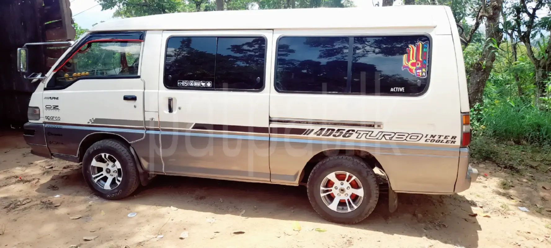 Advertisement image 6