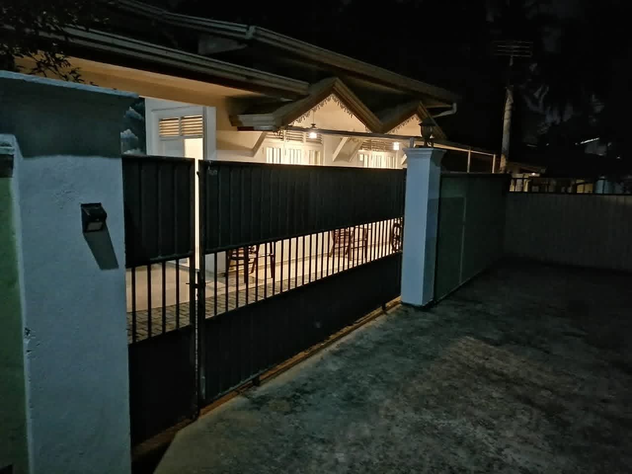 House for Sale in Talawatugoda