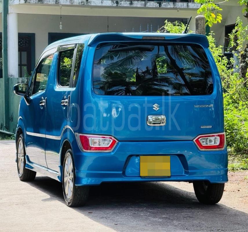 Advertisement image 4