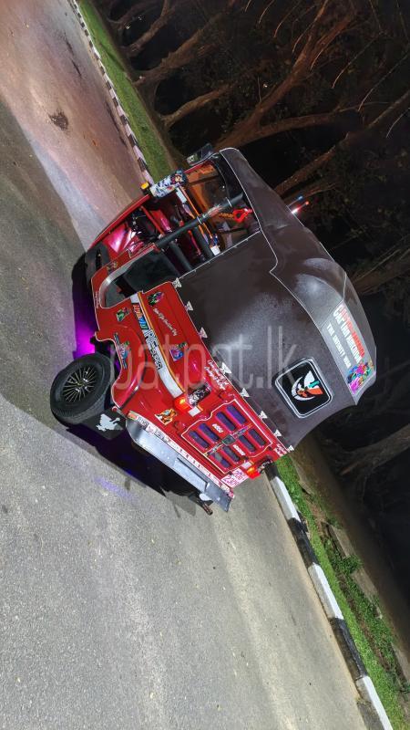 Advertisement image 6