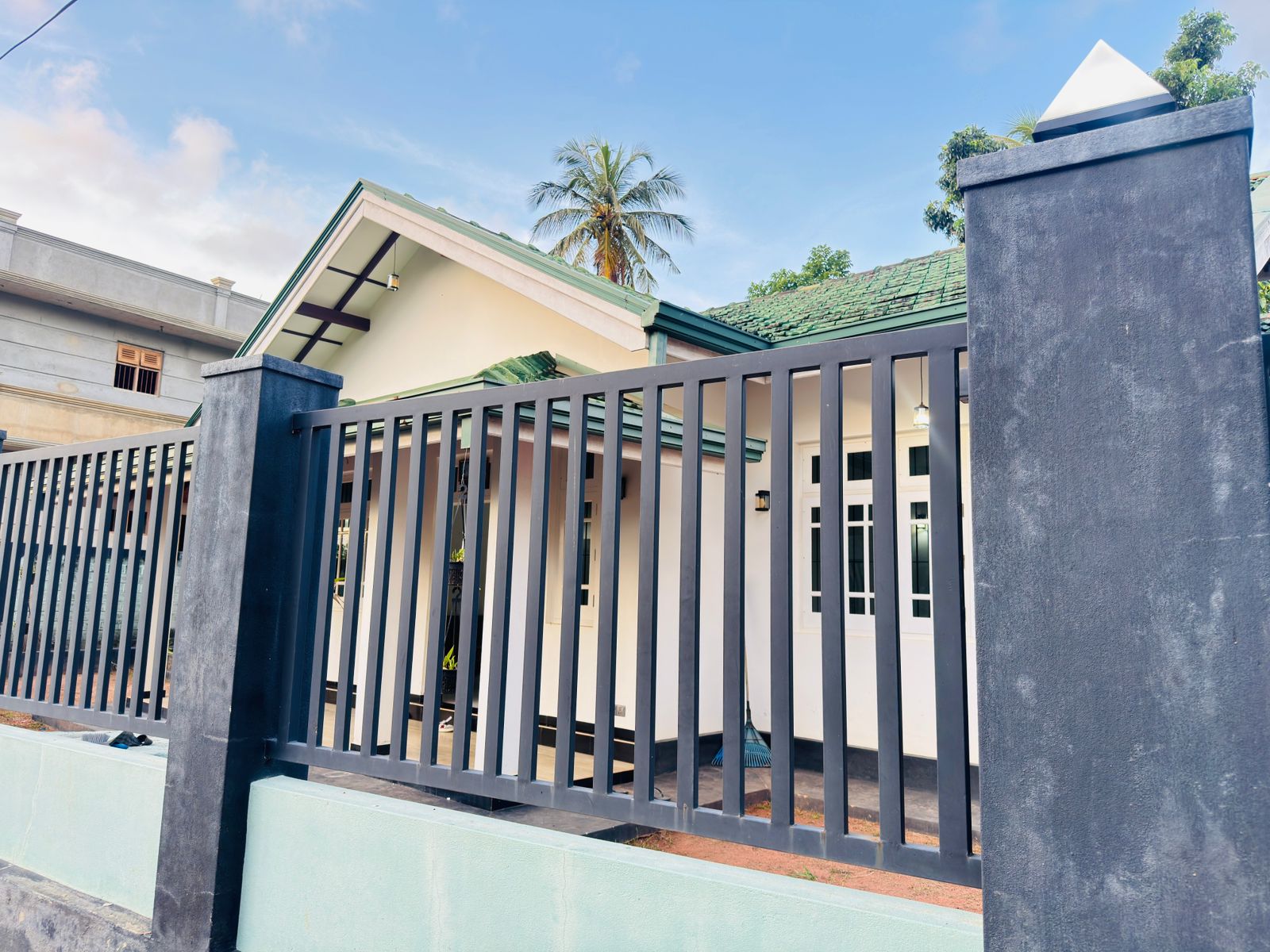 House for Sale in Wennappuwa
