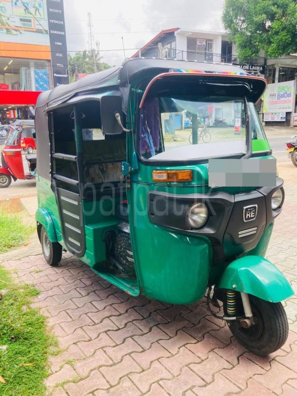 Bajaj 4 stroke 2016 - Used Three wheeler sale in Sri Lanka - patpat.lk