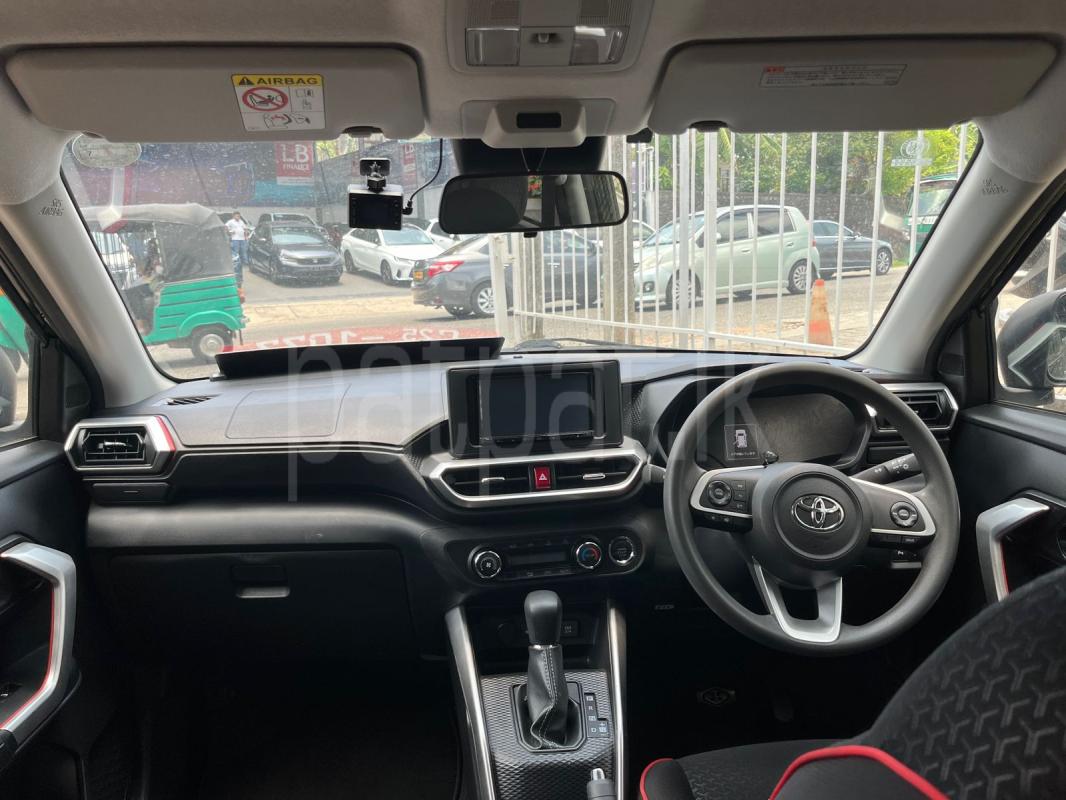 Advertisement image 6