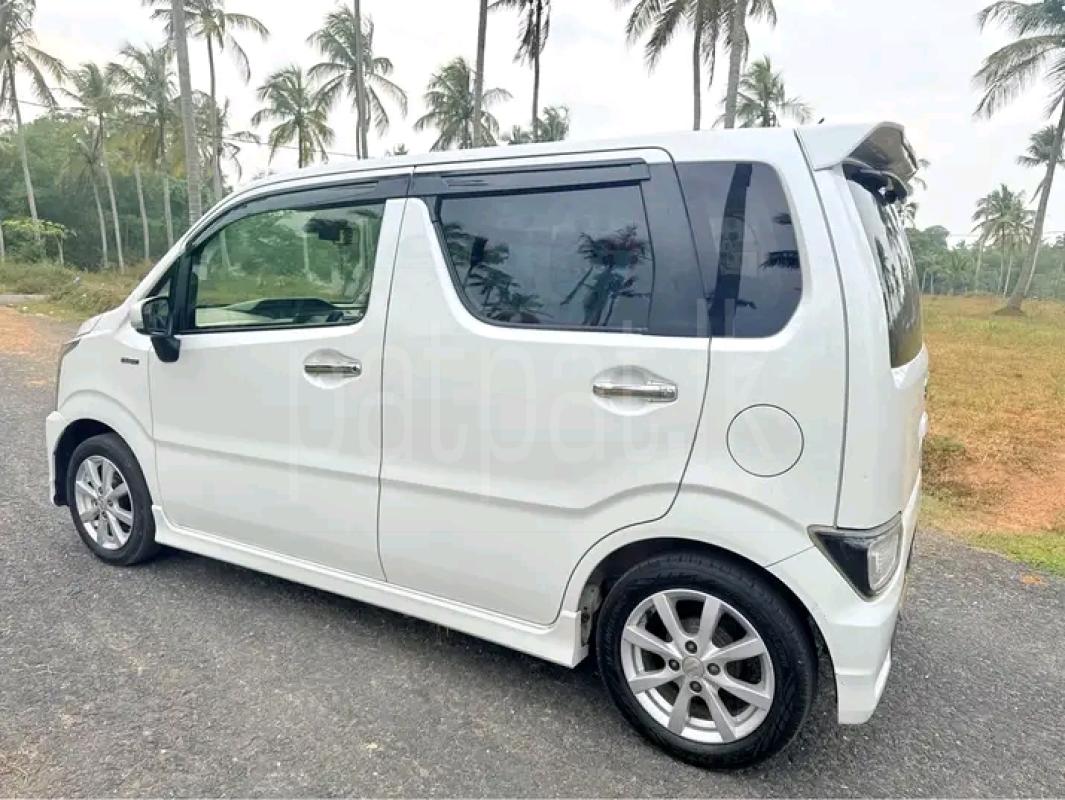 Advertisement image 4