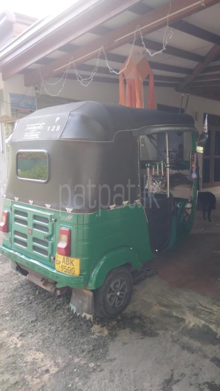 Bajaj Three Wheel 2016 - பயன்படுத்தப்பட்டது முச்சக்கர வண்டி sale in Sri Lanka - patpat.lk