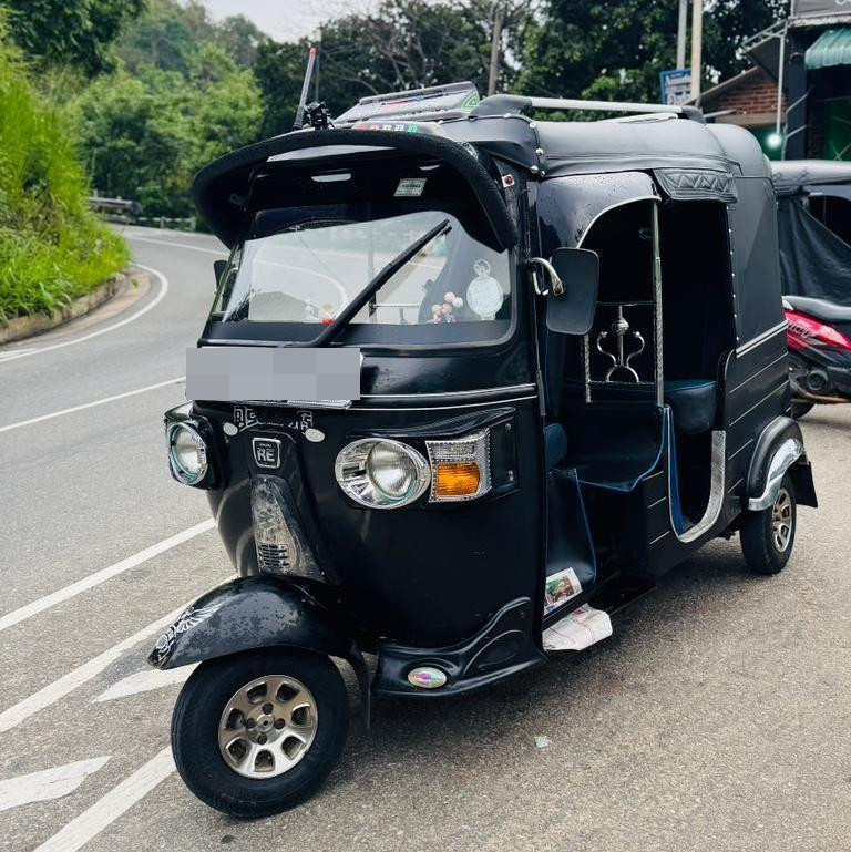 Bajaj Three Wheel 2012 - பயன்படுத்தப்பட்டது முச்சக்கர வண்டி sale in Sri Lanka - patpat.lk