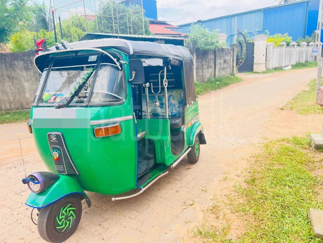 Bajaj Three Wheel 2006 - භාවිතා කරන ලද ත්‍රිරෝද රථය sale in Sri Lanka - patpat.lk
