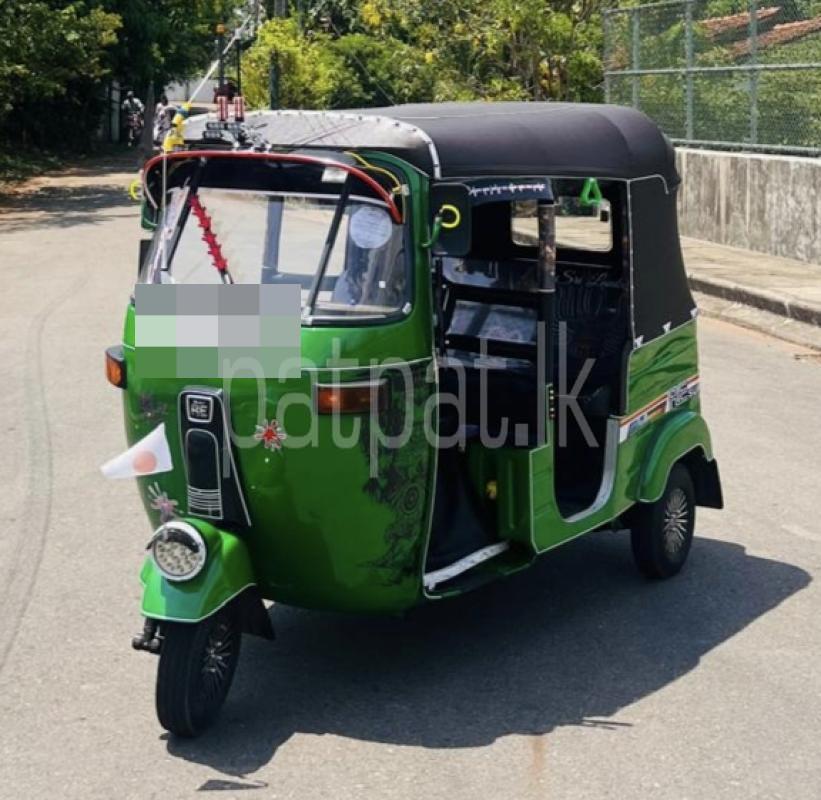 Bajaj 2 stroke 2004 - භාවිතා කරන ලද ත්‍රිරෝද රථය sale in Sri Lanka - patpat.lk
