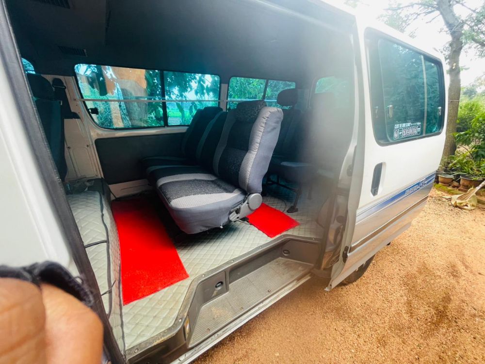Toyota Hiace 1993 - Used Van sale in Sri Lanka - patpat.lk