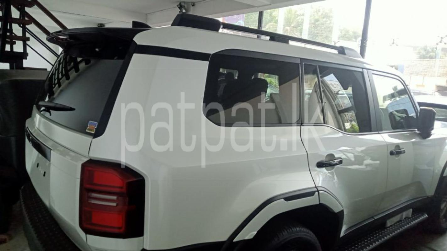 Advertisement image 5