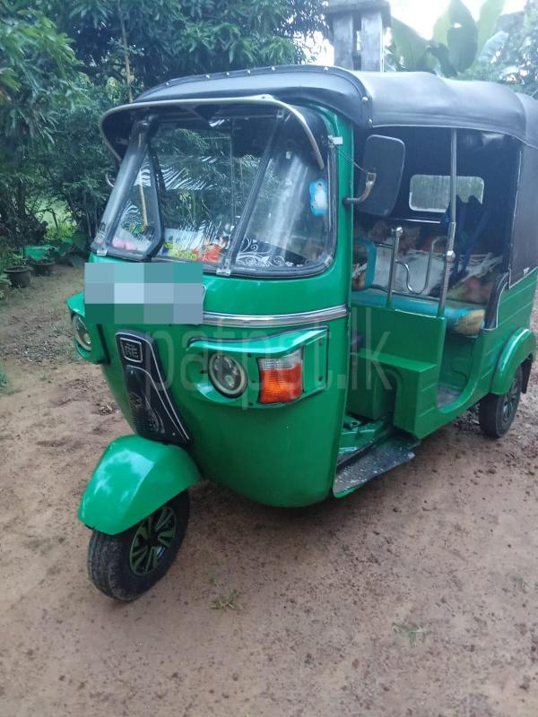 Bajaj 4 stroke 2010 - பயன்படுத்தப்பட்டது முச்சக்கர வண்டி sale in Sri Lanka - patpat.lk