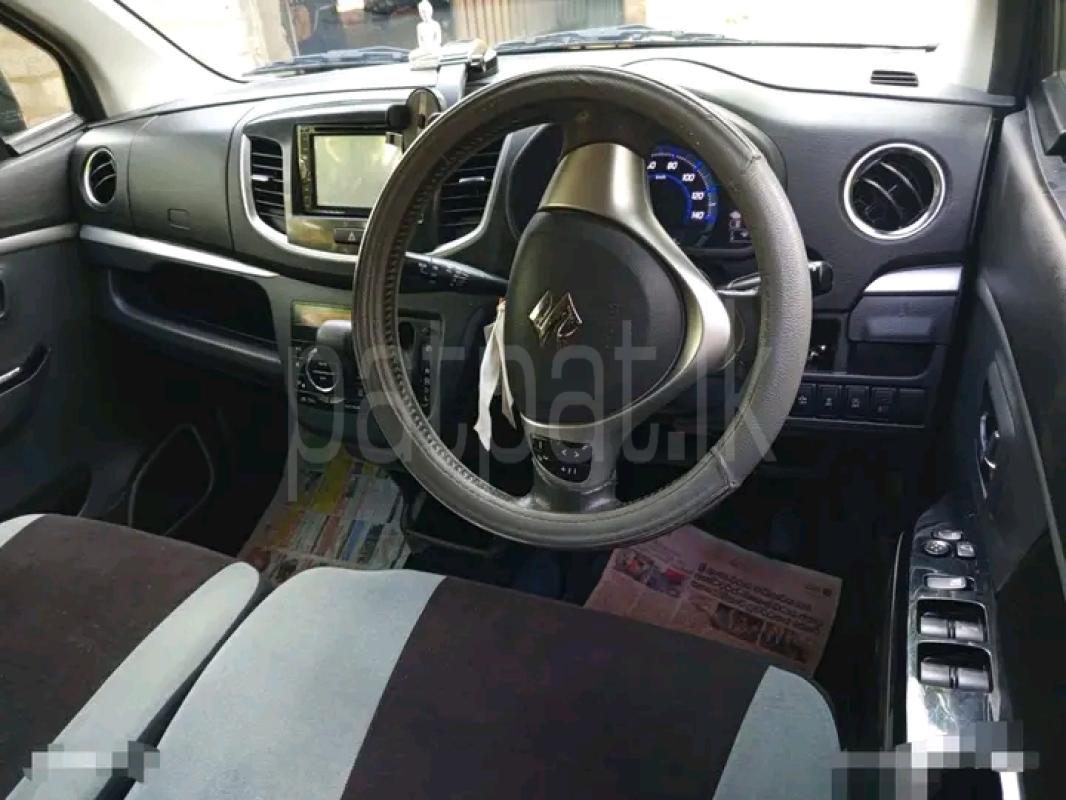 Suzuki Wagon R 2015 - பயன்படுத்தப்பட்டது கார் sale in Sri Lanka - patpat.lk