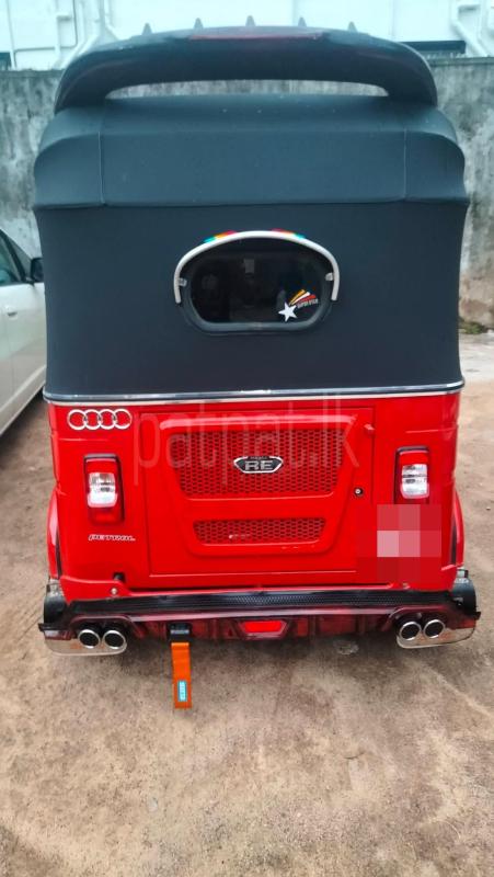 Bajaj Three Wheel 2020 - பயன்படுத்தப்பட்டது முச்சக்கர வண்டி sale in Sri Lanka - patpat.lk