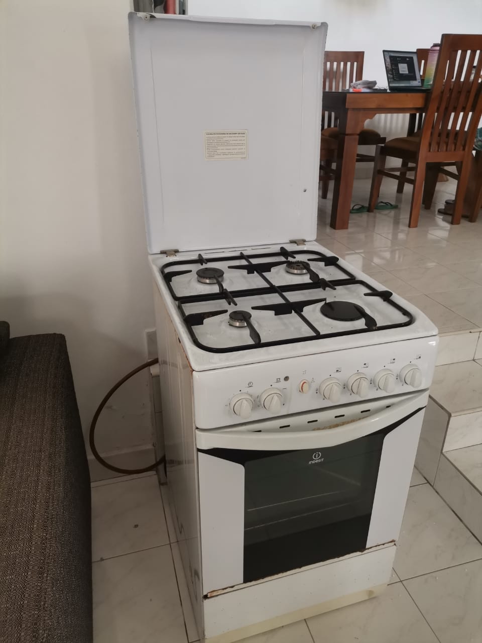 Indesit Cooker with Oven