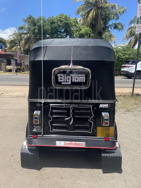Bajaj 4 stroke 2011 - Used Three wheeler sale in Sri Lanka - patpat.lk