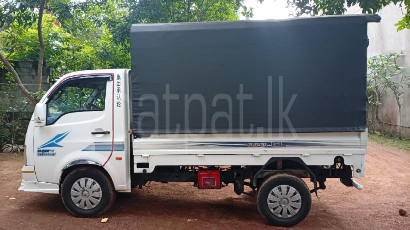 Advertisement image 4