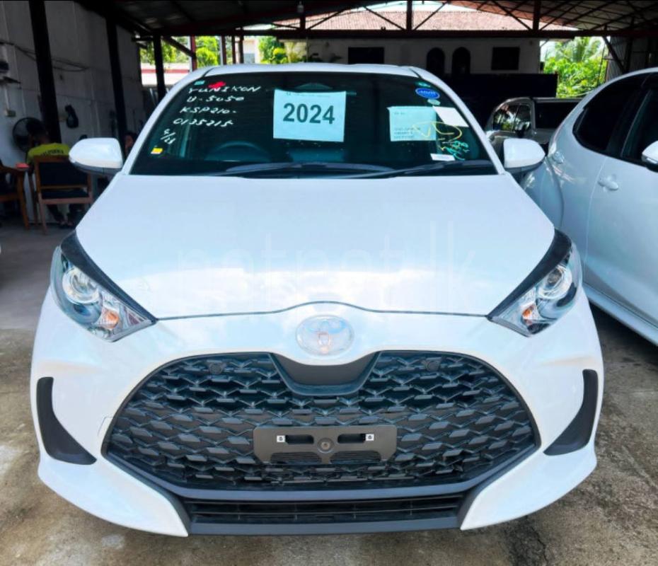Toyota Yaris 2024 - නැවත සකස් කල කාර් sale in Sri Lanka - patpat.lk