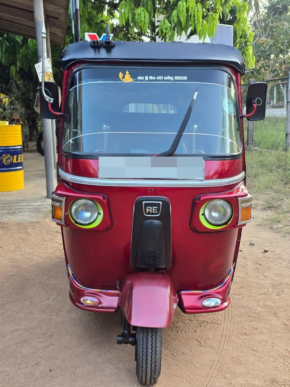 Bajaj Three Wheel 2010 ads-image-1