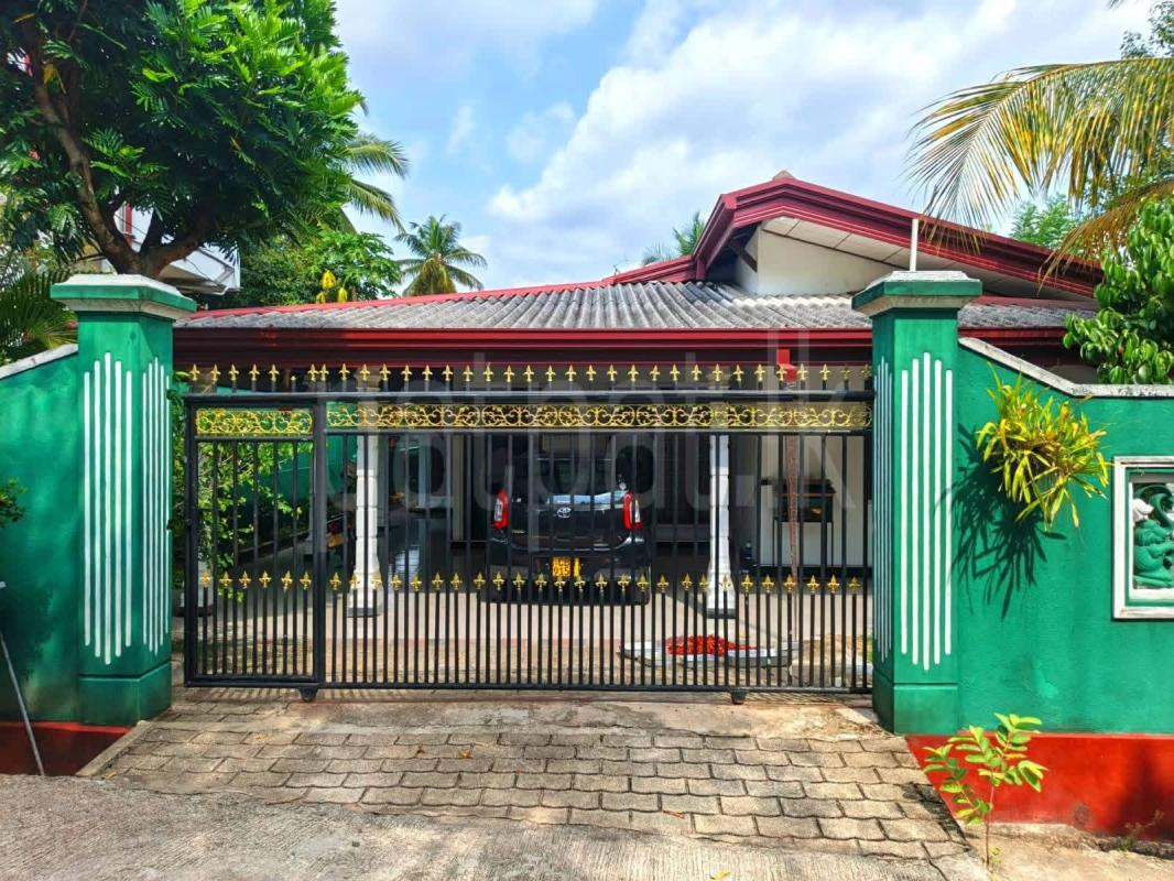 House for Sale in Yakkala